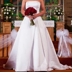 Maggie Sottero ~Celine~ Wedding Dress